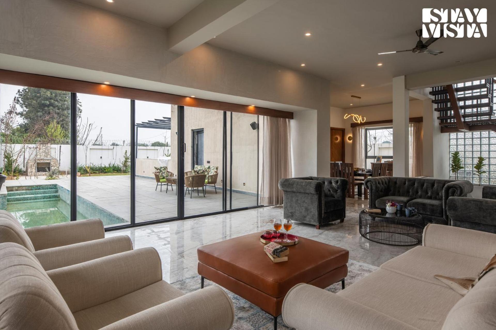 Stayvista'S The Sweet Life - Farm-View, Pet-Friendly Villa With Outdoor Pool, Terrace & Fireplace Sohna Exterior photo