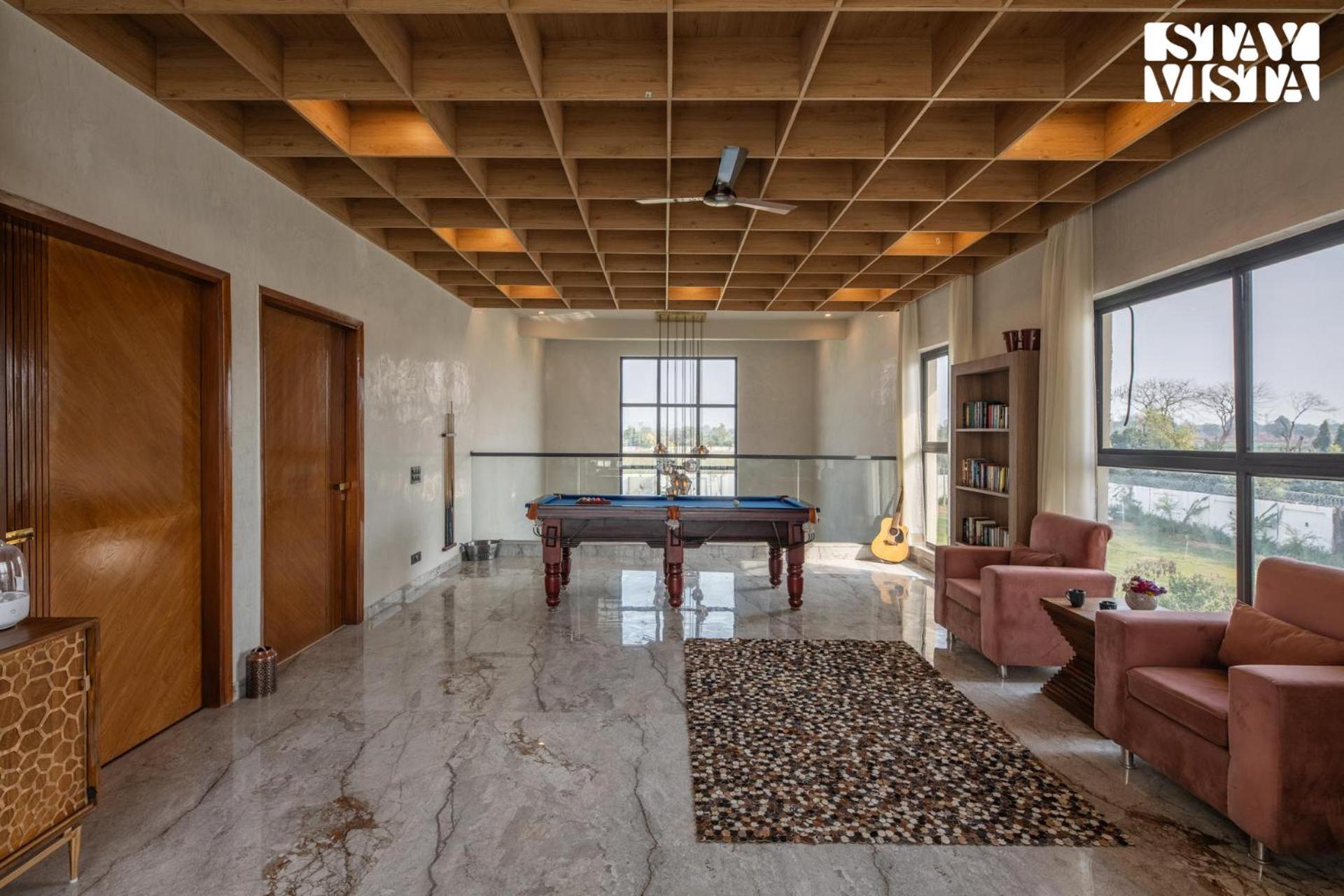 Stayvista'S The Sweet Life - Farm-View, Pet-Friendly Villa With Outdoor Pool, Terrace & Fireplace Sohna Exterior photo