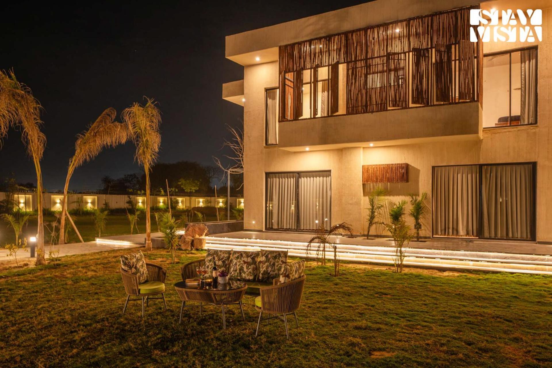Stayvista'S The Sweet Life - Farm-View, Pet-Friendly Villa With Outdoor Pool, Terrace & Fireplace Sohna Exterior photo